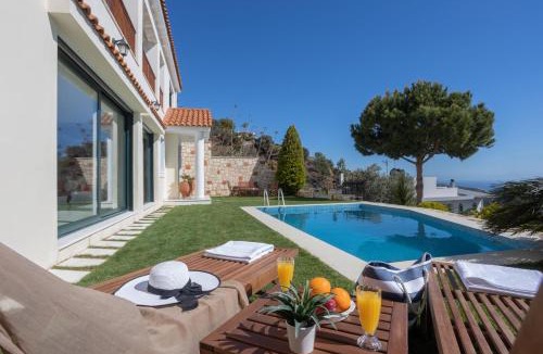 Rodhia Villa | Vista Mare Villa by Estia