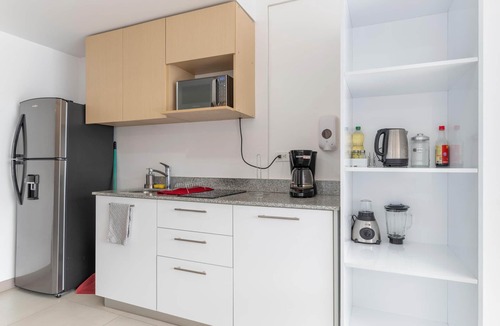 Curridabat Apartment | Vista Verde iFreses, 2nd floor! AC, TV and Pool