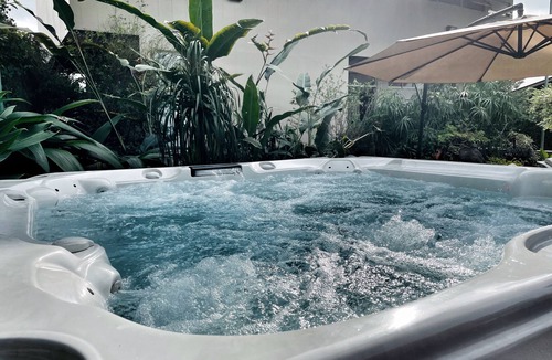 San Antonio de Belen Villa | ViVe Resort Cariari - Hydromassage and private pool