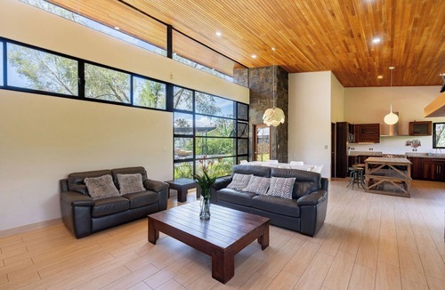 Santa Rosa House | Volcano Views - Close to Hiking-Waterfalls-Kayaking