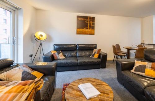 Dundee Apartment | VSBS Waterfront Walk Apt 3 Bed Sleeps 6 Parking