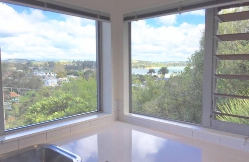 Waiheke Island House | Waiheke - Luxury holiday home with great sea views