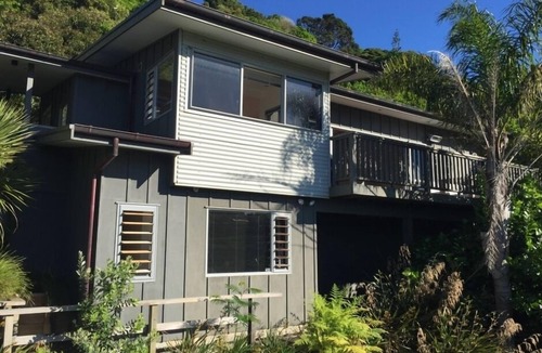 Waiheke Island House | Waiheke - Luxury holiday home with great sea views