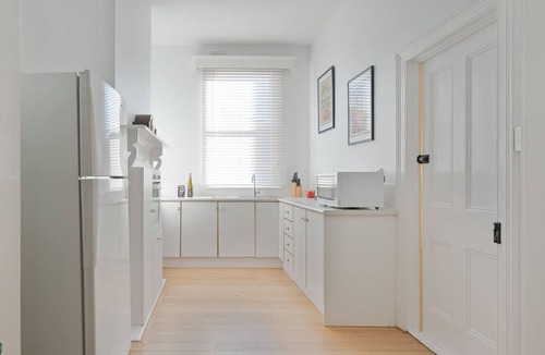 South Launceston House | Walk To City & Hospital