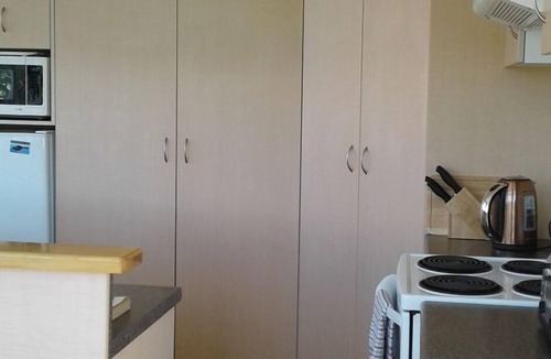 Oamaru House | Warm, spacious and centrally located