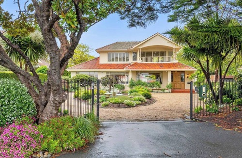 Sandy Bay House | Waterfront Escape A Family Oasis on Long Beach