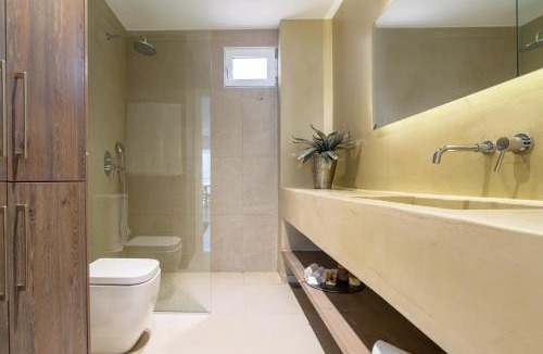 Kokkini Chani House | Wave, an Idyllic Seafront Suite