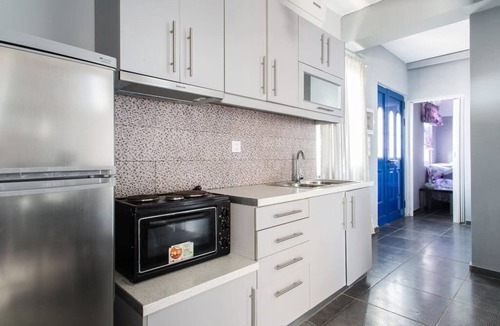 Salamis House | Wavedance Accommodation(Dias)