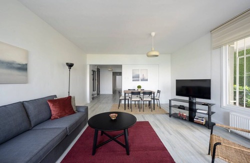 Uskudar Apartment | Welcome to our peaceful centrally-located home in the heart of Uskudar