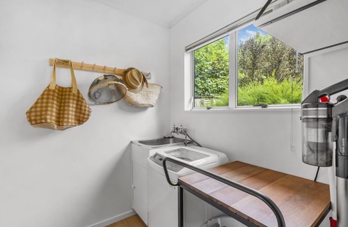 Greytown House | West and Relaxation – Greytown Holiday Home
