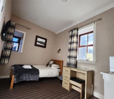 Kirkwall House | West End Guest House