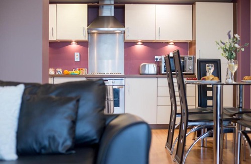 Newhaven Apartment | Western Harbour View