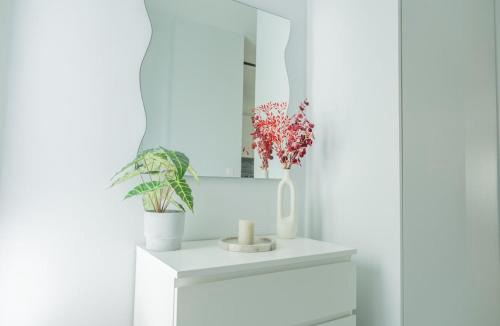 Korithion Apartment | White Haven