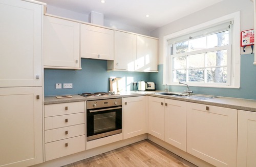 Kirriemuir Cottage | WHITE HILLOCKS COTTAGE, pet friendly, with open fire in Kirriemuir