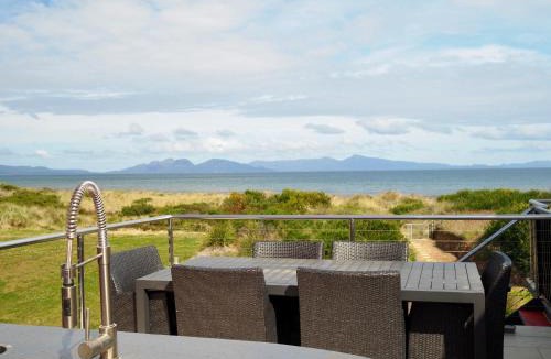 Dolphin Sands House | Willoah's Retreat