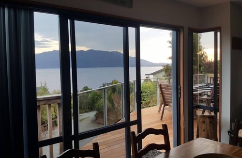 Moana House | WINTER SPECIAL YOUR THIRD NIGHT IS ON US!