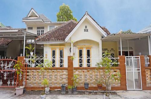 Tanjung Pinang Hotel | Wisma Pinggir Mitra RedDoorz