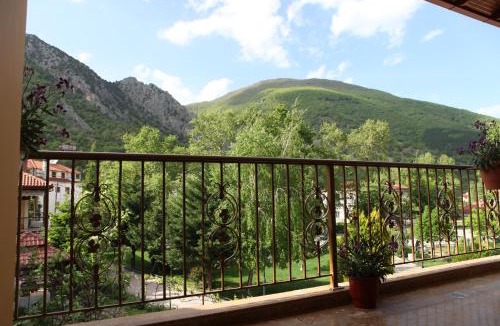 Loutraki Apartment | Xenonas Platia