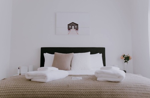 Central Mudgee House | Xenya Accommodation,Mudgee NSW 2 Bedroom 2 Bathroom Guesthouse, Perfect Location