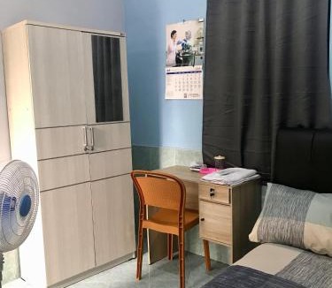 Central Yogyakarta House | Yandira Guest House Syariah