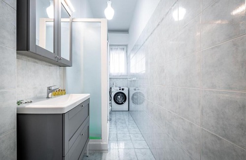 Coverciano Apartment | YD Bright 2 Bedrooms, Equipped Kitchen