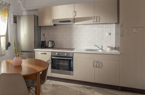 Agkisaras Apartment | Yialos Cohili Seaside Residence by Estia