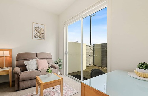 George Town Apartment | York Cove Studio: 1 BR, 1 BA Apartment in George Town, Sleeps 2