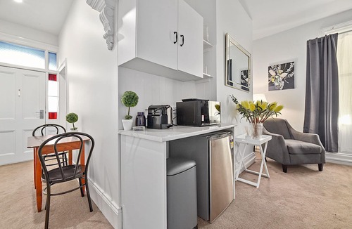 Launceston CBD Apartment | York Street Apartments