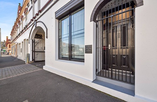 Launceston CBD Apartment | York Street Apartments