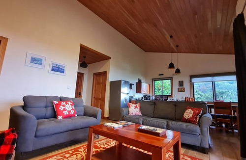 Monteverde Villa | Your private home in the Monteverde forest! Close to parks and downtown