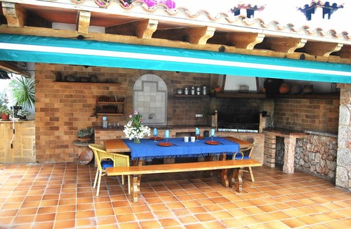 Les Palmeres House | YourHouse Malondra, spacious villa with private pool in Port de Pollença
