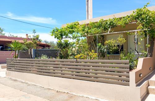 Kamisiana Apartment | Yucca Studio, beautiful apartment with garden