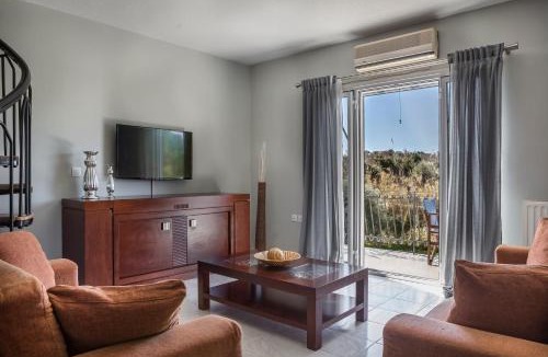 Lixouri Apartment | Zādos Central Garden Villa, Lixouri Nomāde