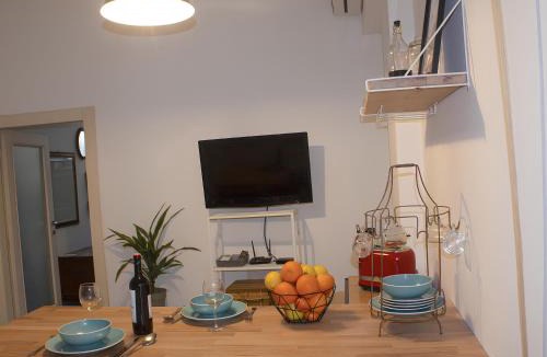 Lungarno del Tempio Apartment | Zanardelli Bright Flat