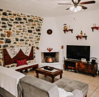 Fodele Villa | Zefki Stone Villa