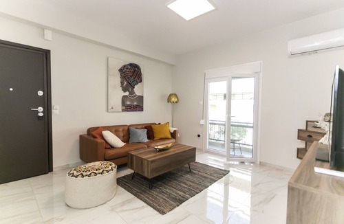 Korydallos Apartment | Zesto Spitiko