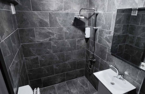Icerenkoy Mahallesi House | Zirkon Suit Otel