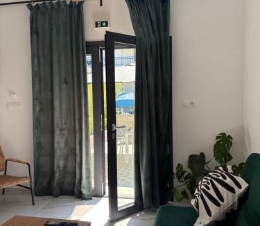 Toroni Villa | Zohavillas white