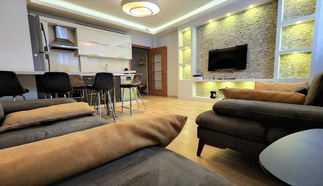 Şişli Center 2+1 modern renovated