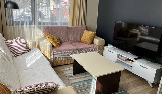 0017 - Uskudar, central, cozy and economic flat.