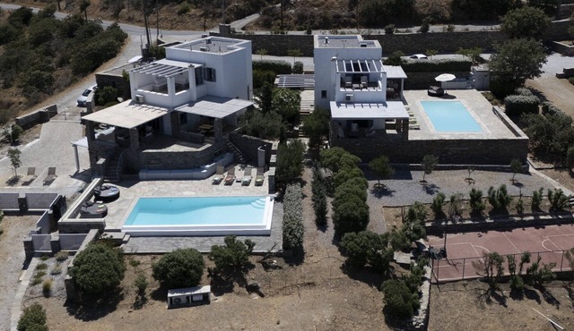 10 bedroom accommodation in Ioylis