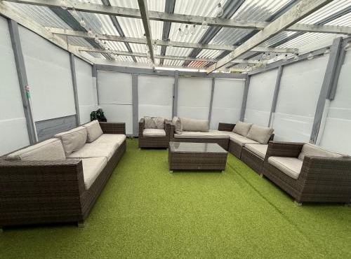 2-bed granny flat near Auckland Airport