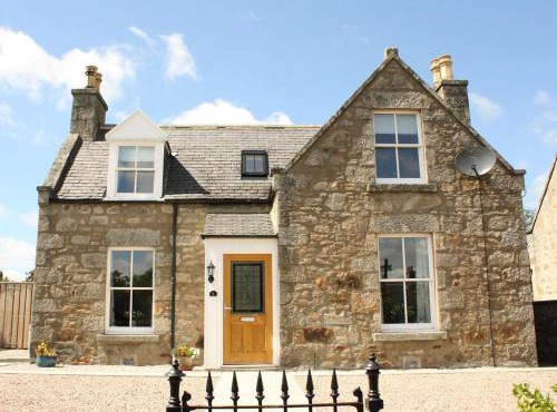 2 Bed in Huntly oc-ab171