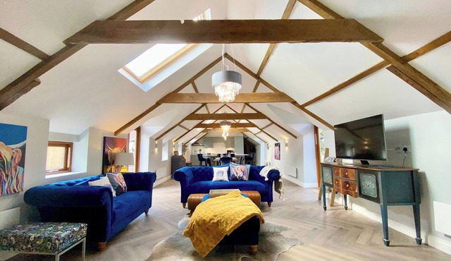 2 bedroom accommodation in Yate, near Chipping Sodbury