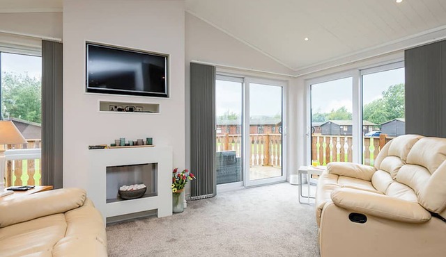 2 bedroom accommodation in Carnforth in Carnforth