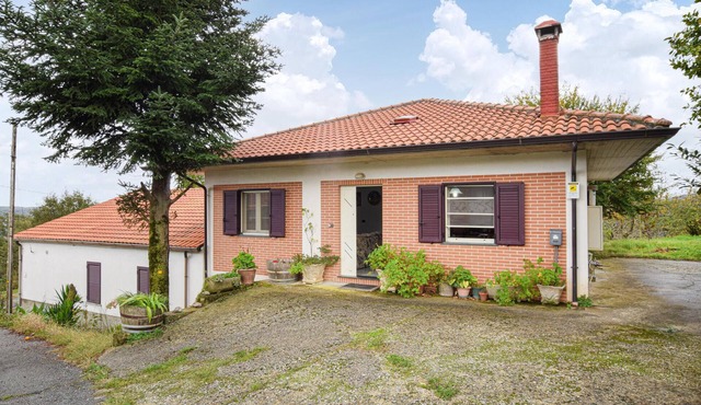 2 bedroom awesome home in Chiaravalle