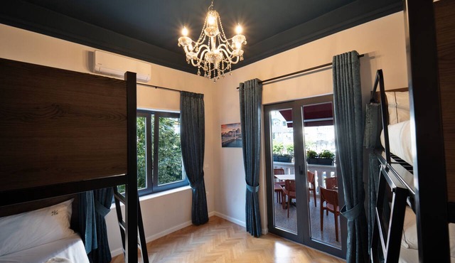 2115 Boutique Hostel
