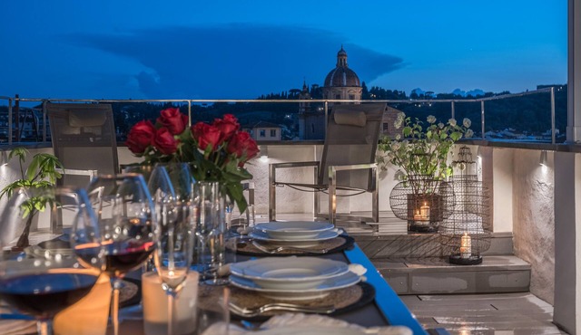 2BR Luxury Penthouse Superb Private Rooftop Premier Location River Views