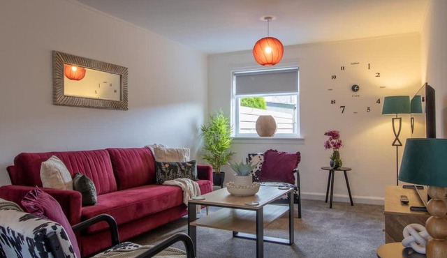 3 Bedroom house in Cumbernauld with walk in shower