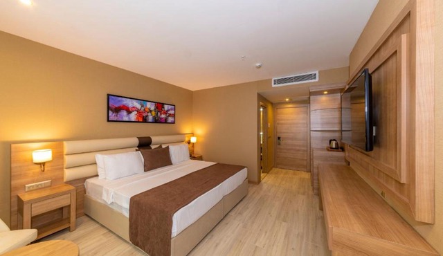 38 Hotel